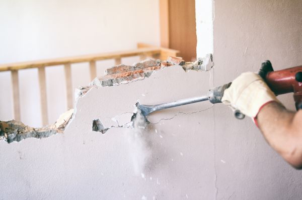 Concrete Wall Removal in Pataskala